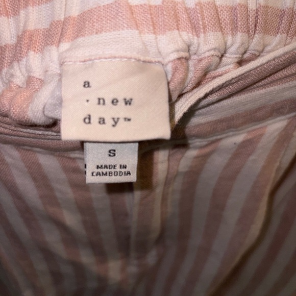 Pink and White Striped Maxi Skirt with pockets - Picture 4 of 5